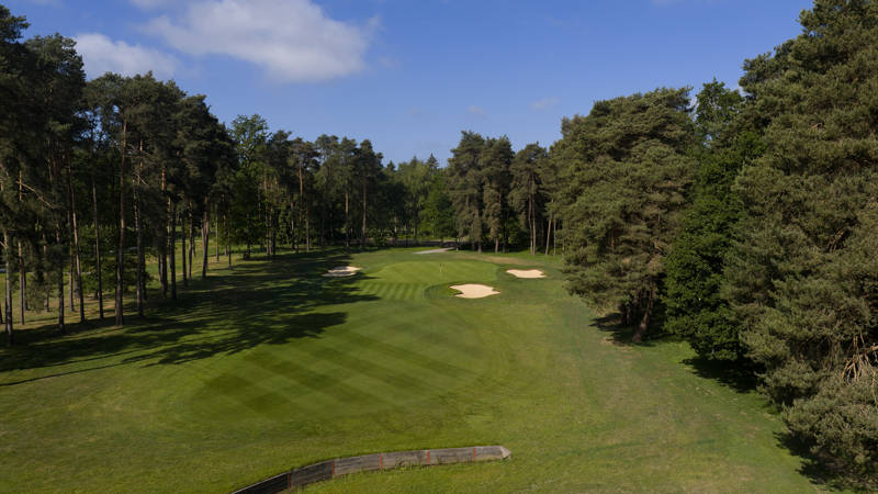 Longcross 14Th 0057 Clear FOXHILLJ WEB