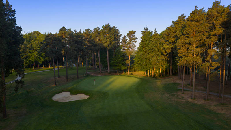 Longcross 13Th 0059 D FOXHILLJ WEB (1)