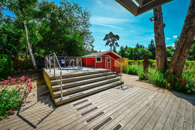 Foxhills Spa Garden 2