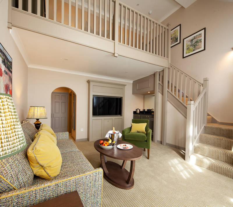 Courtyard.Rm.7.Panoramic