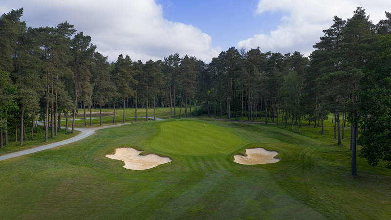 Longcross 5Th 0304 D FOXHILLJ WEB