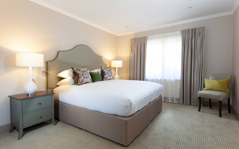 Courtyardrm.18.Bedroomwide