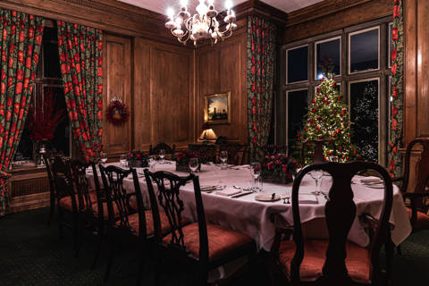 Foxhills Manor House 06